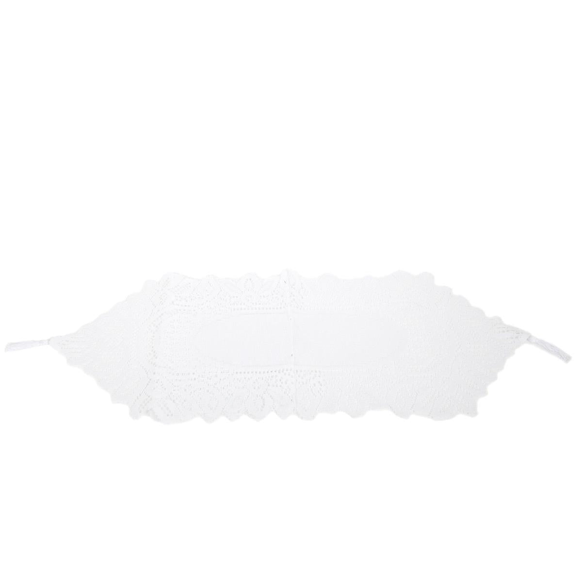 H.E. Table Runner w/Tassel, White, 13" x 54", header card