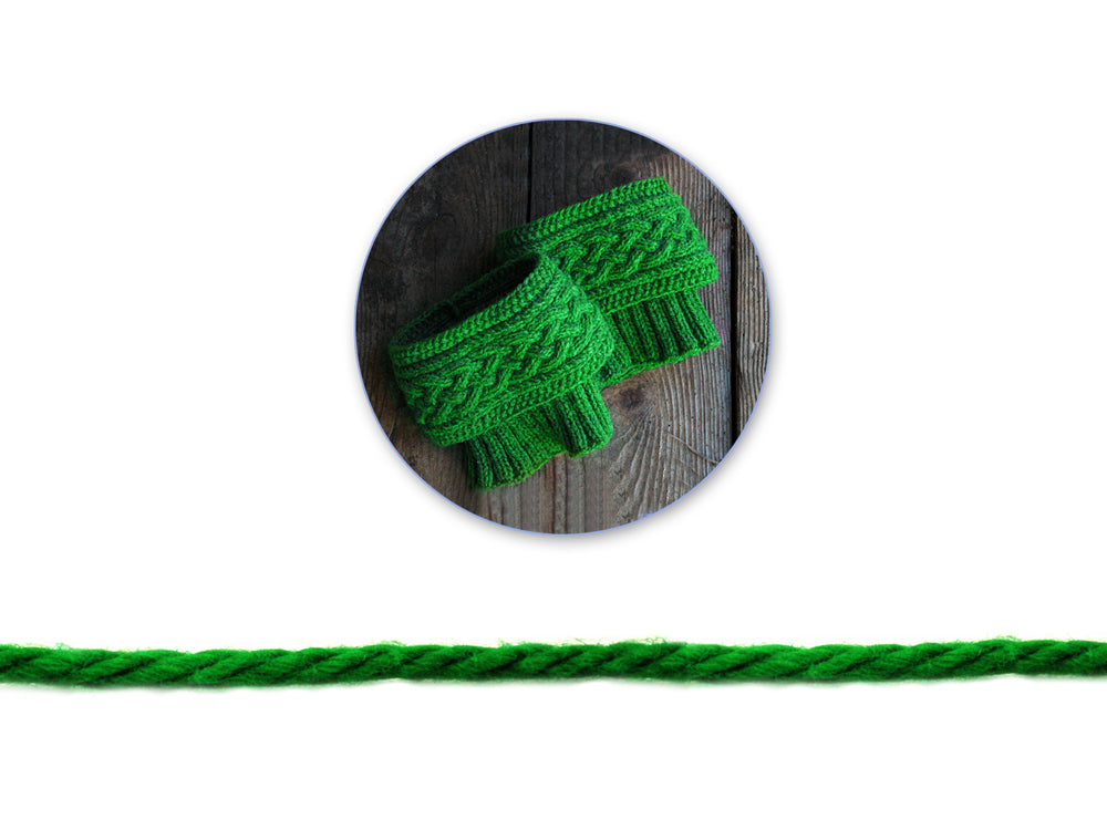Needlecrafters: 50g Acrylic Yarn Standard Ball Dyed L) Hunter Green