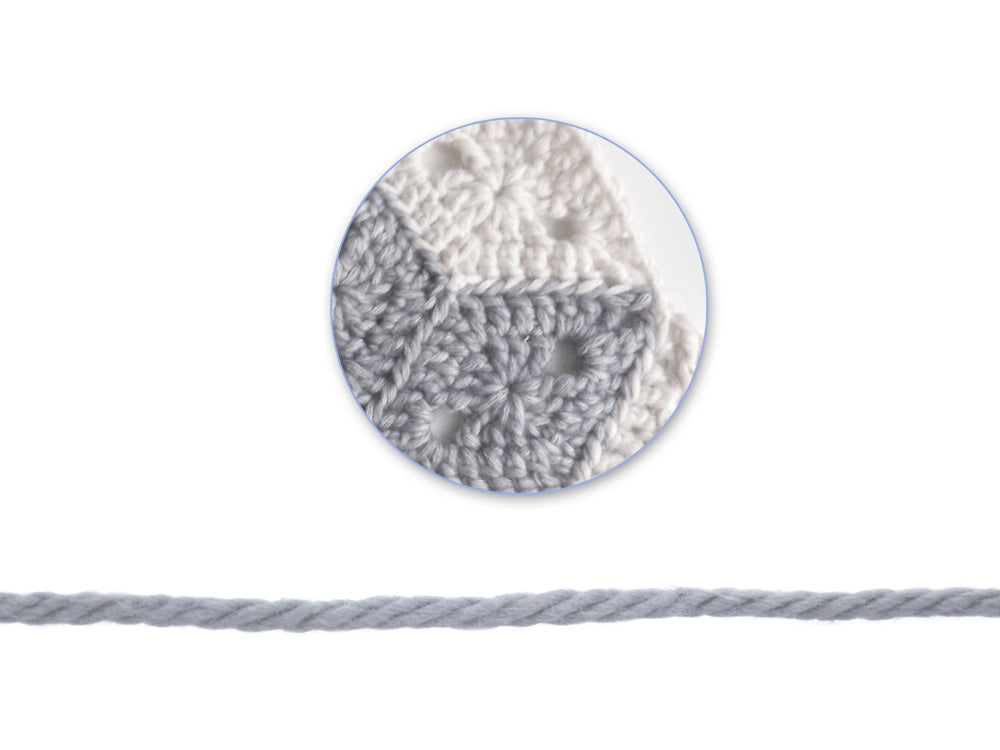 Needlecrafters: 50g Acrylic Yarn Standard Ball Dyed V) Light Grey