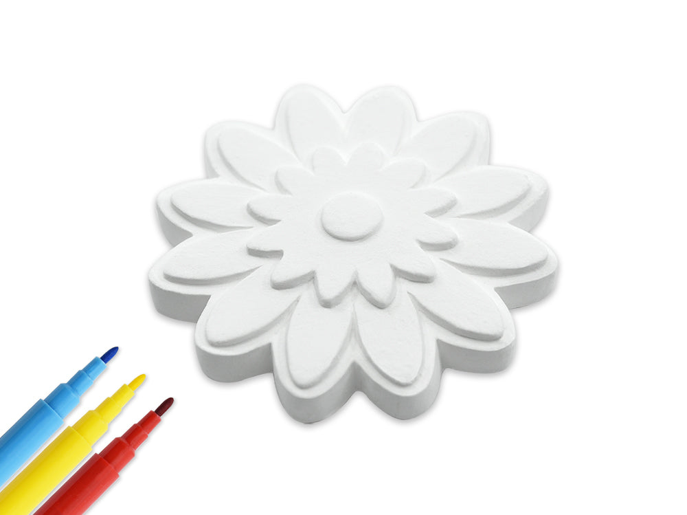 Krafty Kids Kit: 2.75" DIY Plaster Medallion Coloring Kit w/3 Markers B) Flower