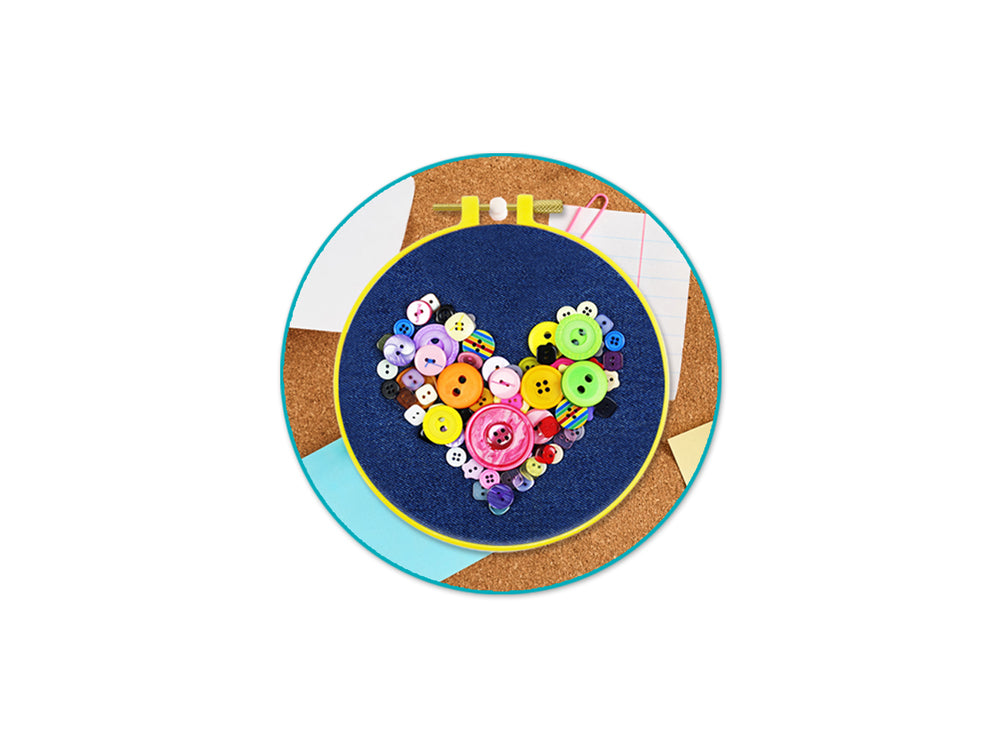 Needlecrafters: 6.4" Plastic Embroidery Hoop w/Brass Clamp