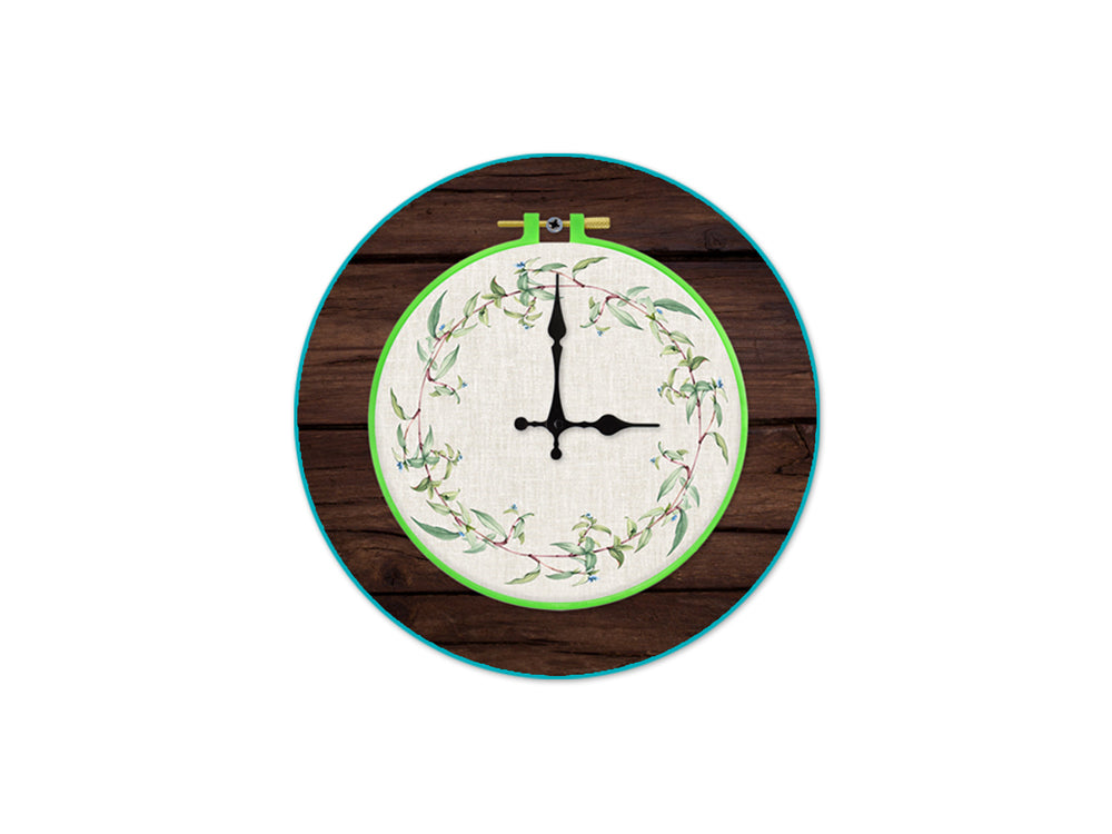 Needlecrafters: 8" Plastic Embroidery Hoop w/Brass Clamp